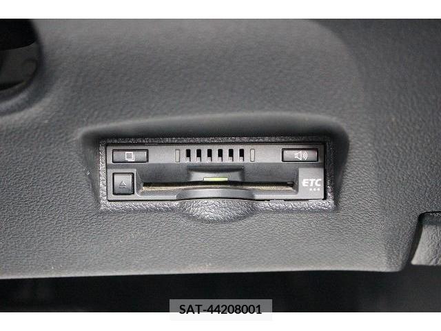 Toyota PRIUS 2016-10 238596-3