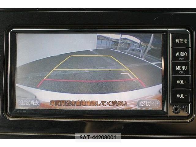 Toyota PRIUS 2016-10 238596-2