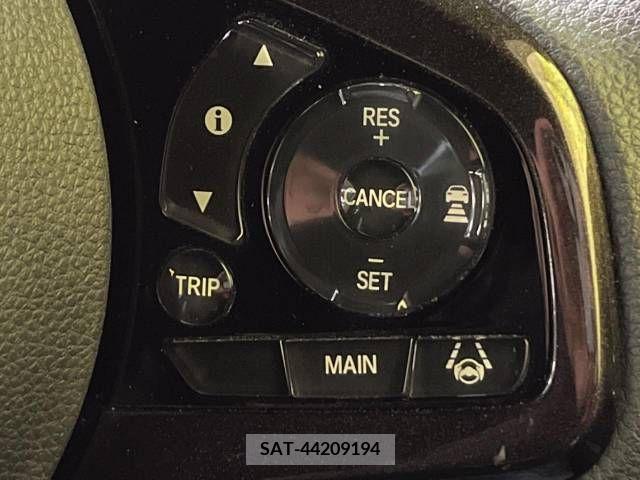 Honda N BOX CUSTOM 2020-03 208925-5