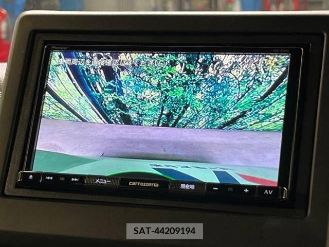Honda N BOX CUSTOM 2020-03 208925-3