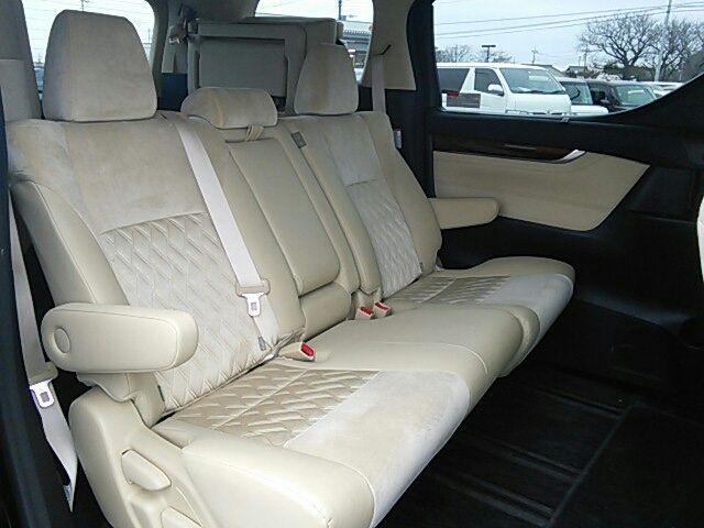 Toyota VELLFIRE 2016-08 183316-11
