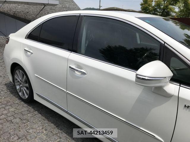 Toyota SAI 2014-08 284021-4