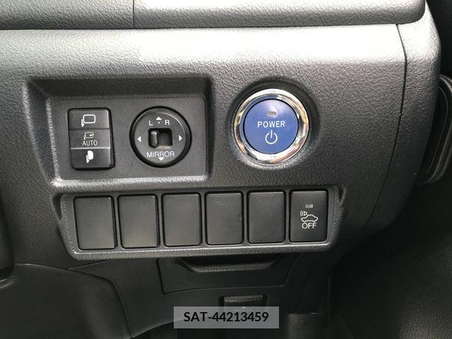 Toyota SAI 2014-08 284021-17