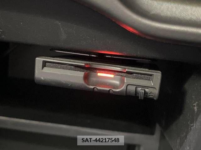 Nissan NOTE 2017-03 212878-6