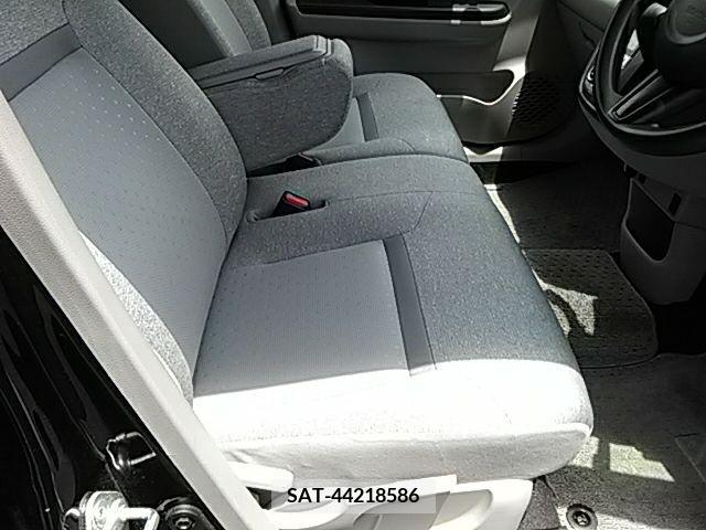 Toyota PASSO 2016-09 327259-13