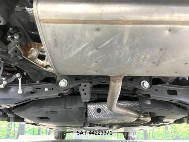 Toyota PRIUS 2019-05 281702-19