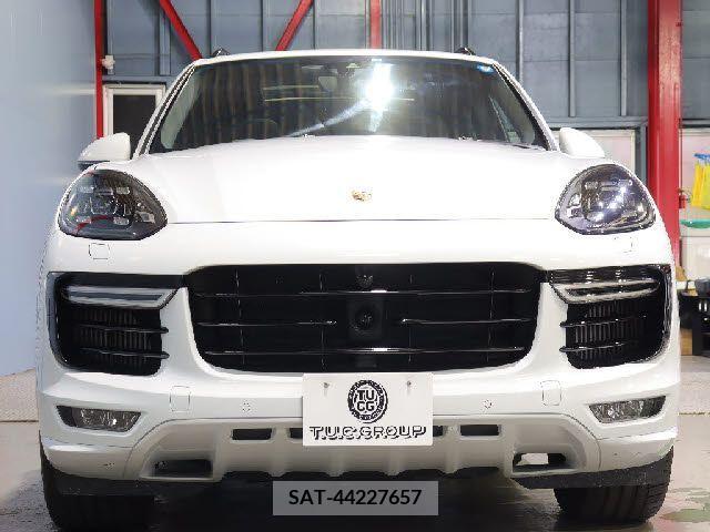 Porsche CAYENNE 2017-02 206868-4