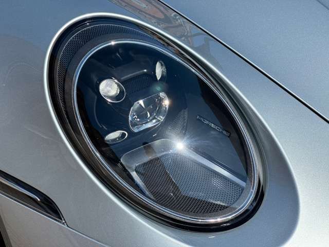 Porsche 911 2020-03 23144-13