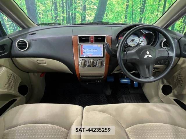Mitsubishi COLT 2010-03 320663-1