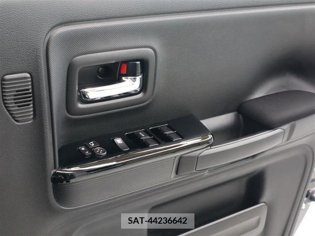Suzuki SPACIA 2021-11 335229-4