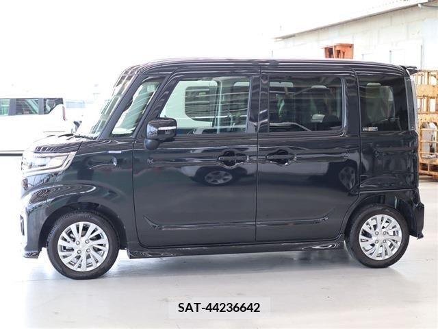 Suzuki SPACIA 2021-11 335229-23