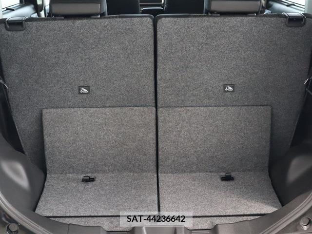 Suzuki SPACIA 2021-11 335229-17