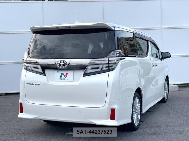 Toyota VELLFIRE 2018-07 386776-17