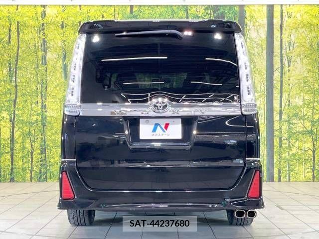 Toyota VOXY 2015-09 370310-16