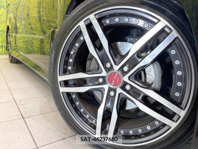 Toyota VOXY 2015-09 370310-14