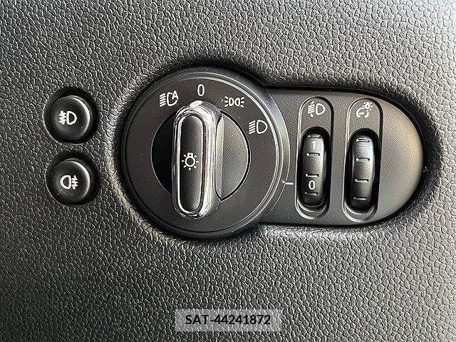 Bmw MINI 2018-07 381215-7
