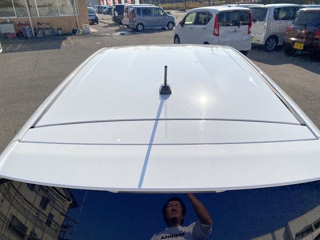 Toyota AQUA 2012-09 18064-25