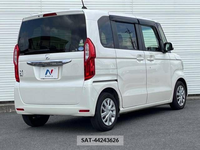 Honda N BOX 2018-04 386624-19