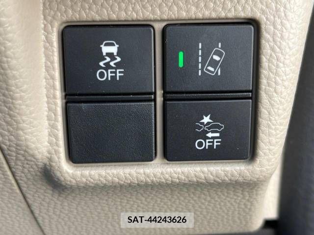 Honda N BOX 2018-04 386624-2