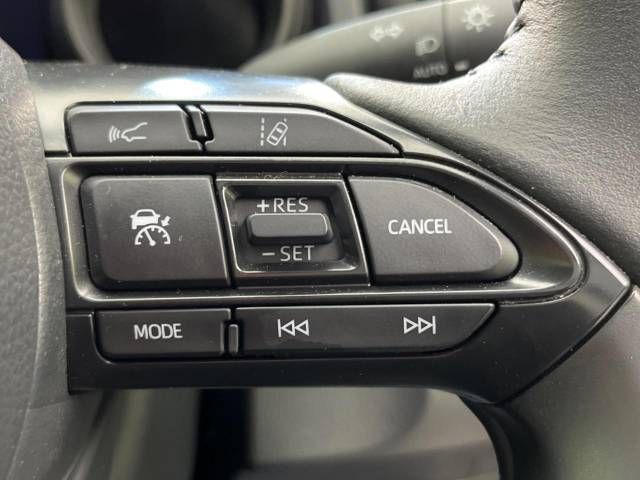 Toyota YARIS CROSS 2023-06 185437-5