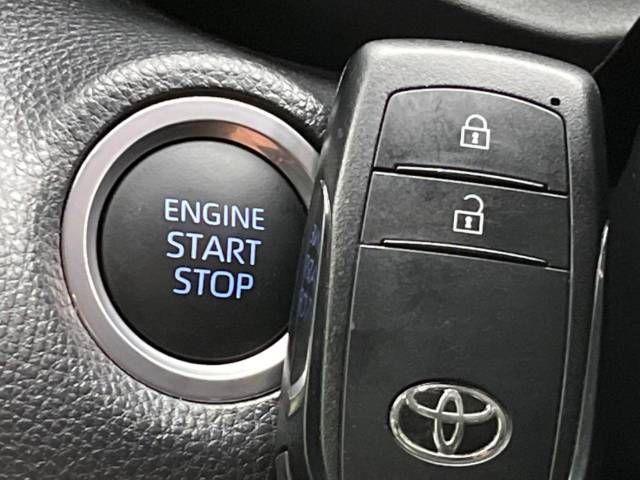 Toyota YARIS CROSS 2023-06 185437-7