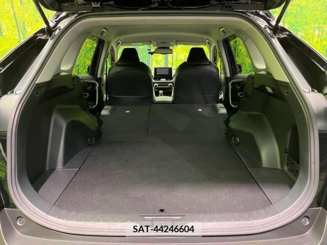 Toyota RAV4 2019-07 332446-10