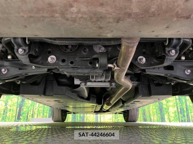 Toyota RAV4 2019-07 332446-19