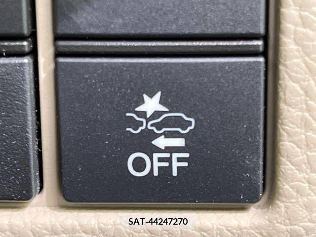 Honda N BOX 2019-04 278773-5