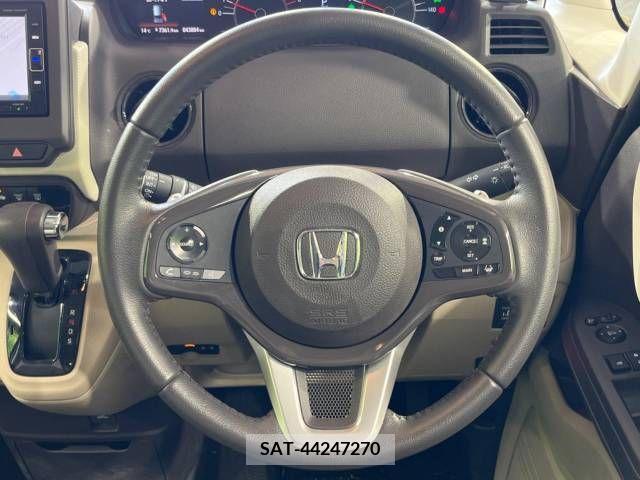 Honda N BOX 2019-04 278773-14