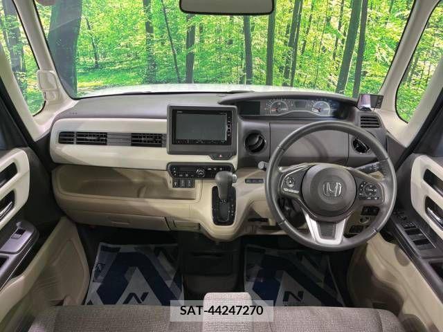 Honda N BOX 2019-04 278773-1