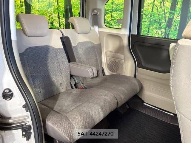 Honda N BOX 2019-04 278773-12