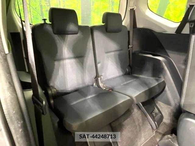 Toyota SIENTA 2017-06 243819-13