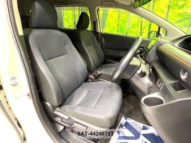 Toyota SIENTA 2017-06 243819-11