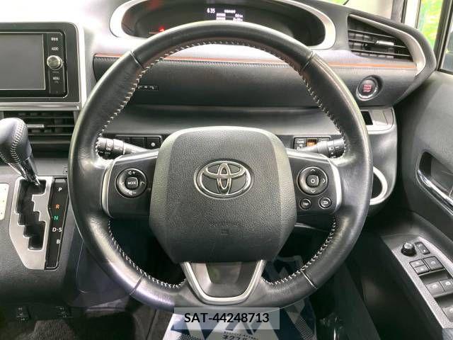Toyota SIENTA 2017-06 243819-8