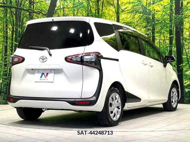 Toyota SIENTA 2017-06 243819-18