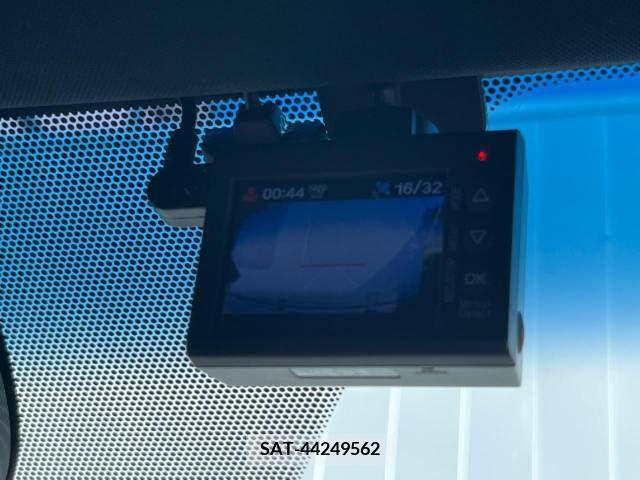 Toyota HARRIER 2017-05 321854-6