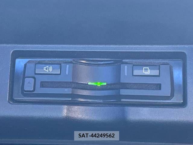 Toyota HARRIER 2017-05 321854-5