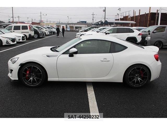 Subaru BRZ 2017-04 213412-6
