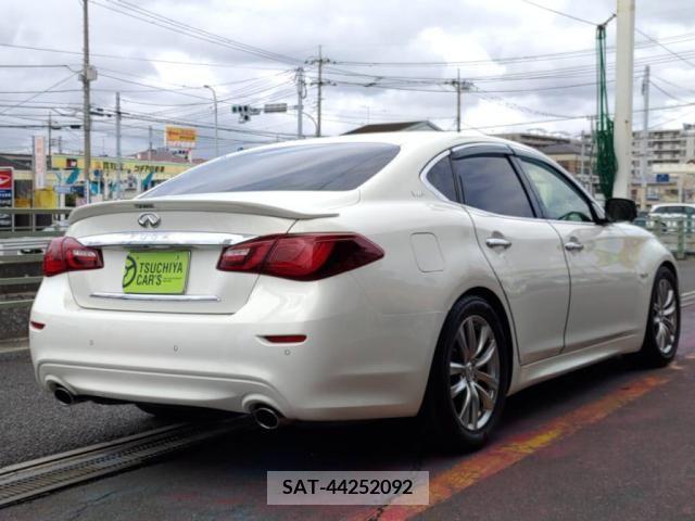 Nissan FUGA 2015-03 396689-1
