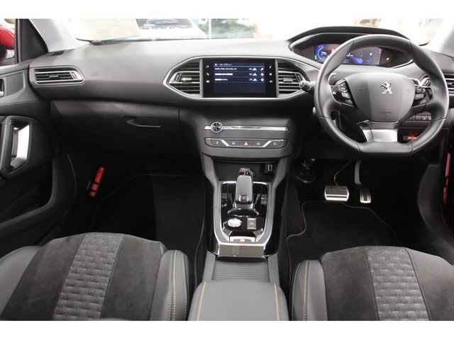 Peugeot 308 2021-03 5463-1
