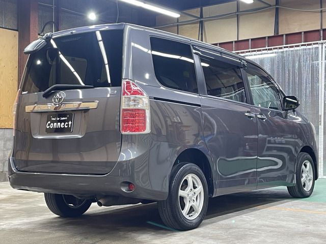 Toyota NOAH 2009-07 21587-6