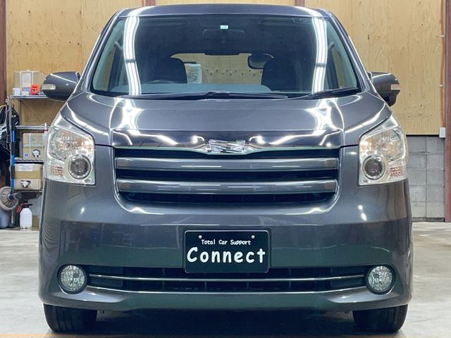 Toyota NOAH 2009-07 21587-1