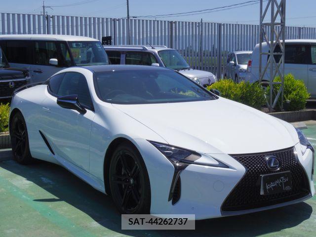 Lexus LC 2021-02 275382-2