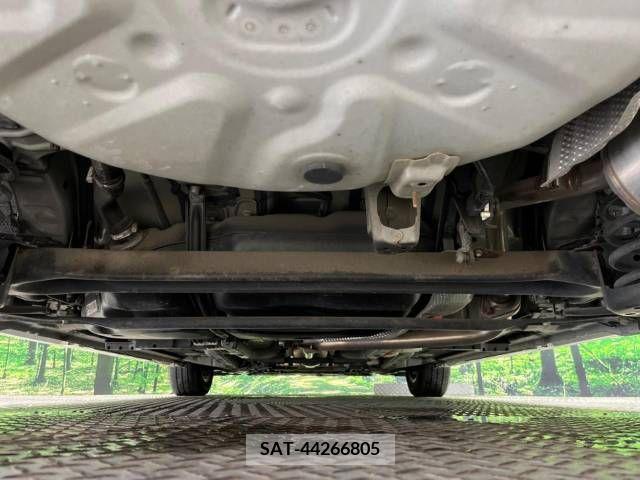 Toyota PRIUS 2013-04 349693-19