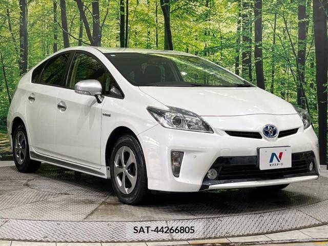 Toyota PRIUS 2013-04 349693-16