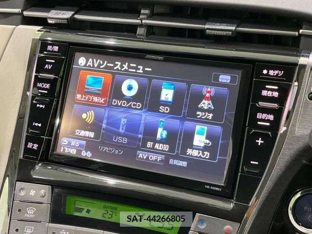 Toyota PRIUS 2013-04 349693-4