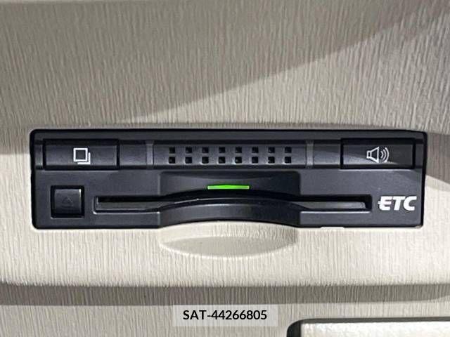 Toyota PRIUS 2013-04 349693-5