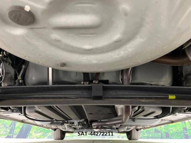 Toyota SIENTA 2017-05 223111-19