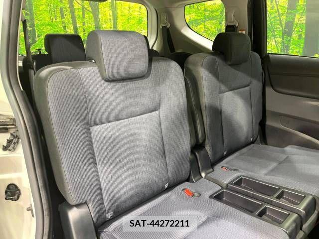 Toyota SIENTA 2017-05 223111-8