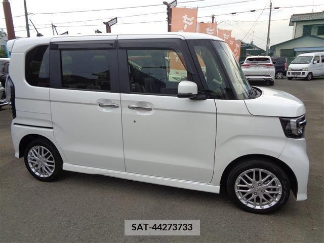 Honda N BOX CUSTOM 2022-08 385935-2